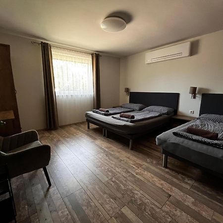 Laura Villa Balatonlelle Εξωτερικό φωτογραφία